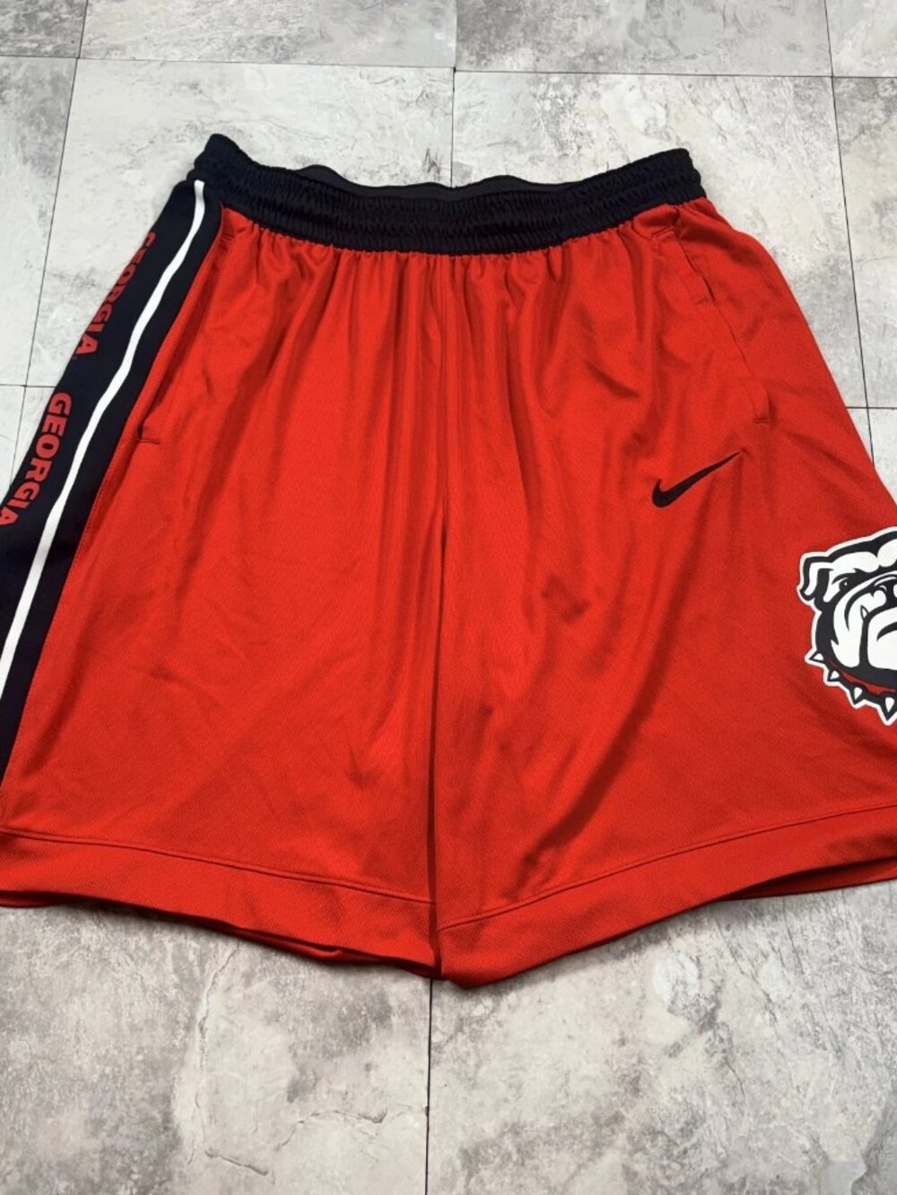 Nike Georgia Bulldogs Basketball Shorts Men's 2XL Red Zip Pockets Y2K